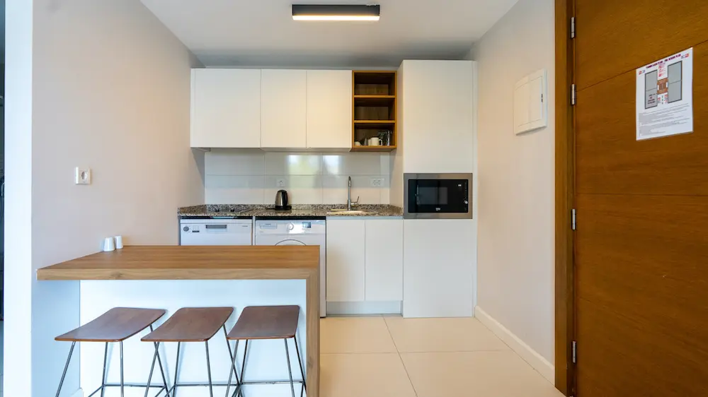 Fitted kitchen